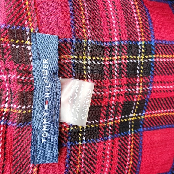 Tommy Hilfiger Red Tartan Pattern Sleevelees Blouse Size XL - Picture 2 of 9